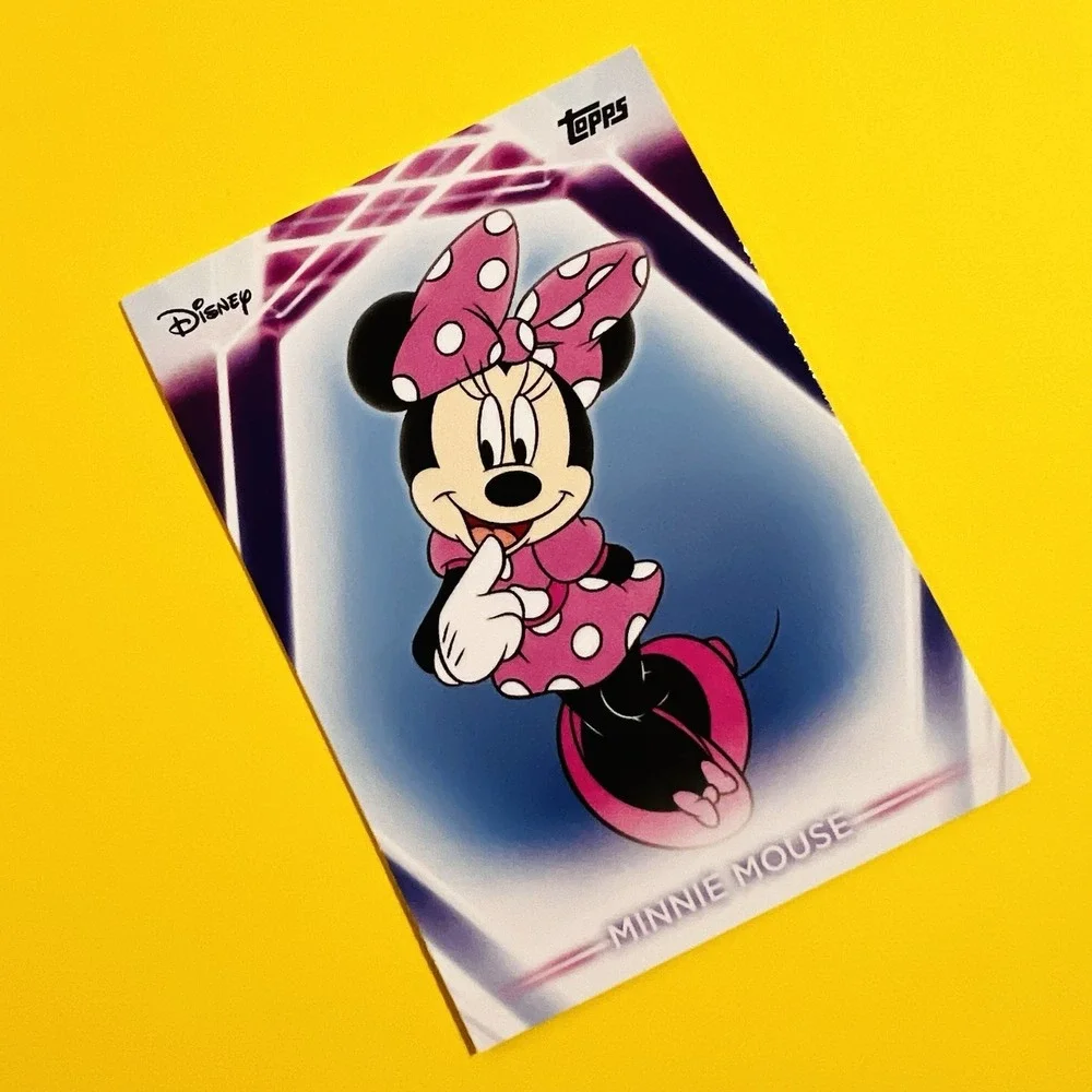 2026 Topps Disney Neon‎ Minnie Mouse #199 Base Card